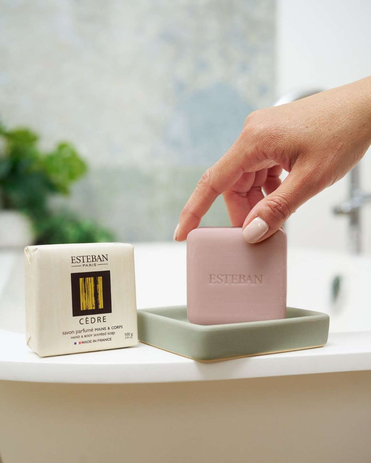 Sapone solido profumato per mani e corpo - Cedro - 100 g